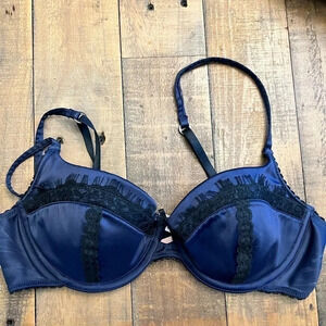 “Very Sexy” VS Bra - 34C